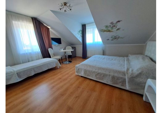 Trīsvietīgs numurs